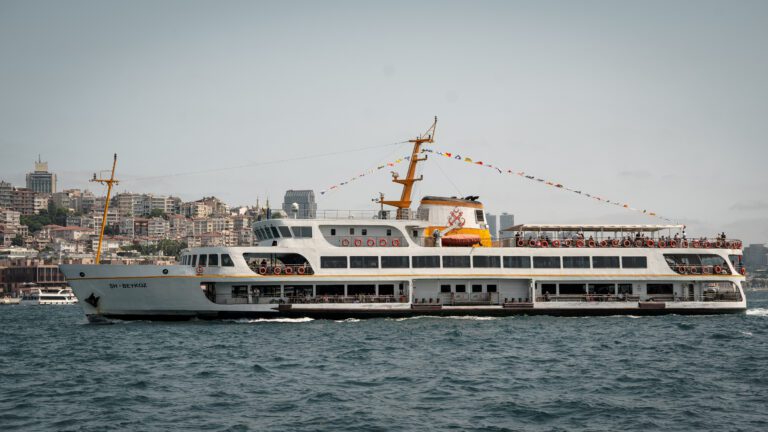 Vapur en direction des îles des Princes