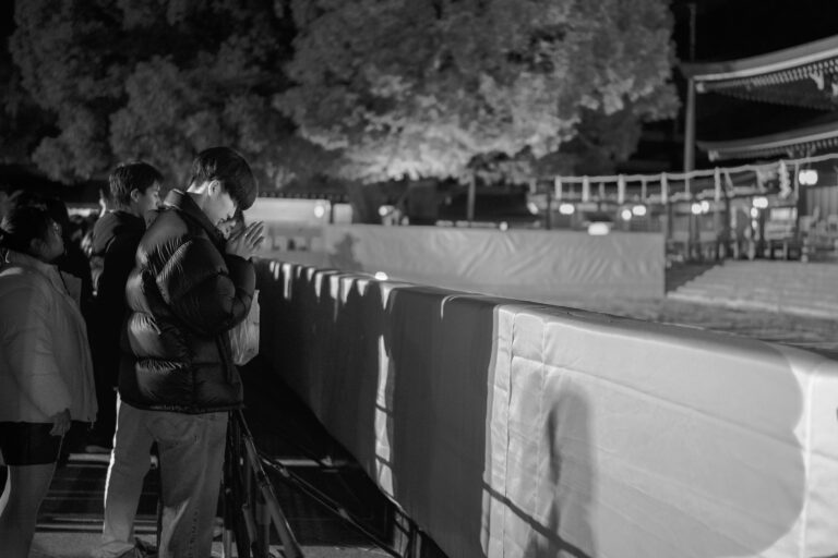 A man pray for the new year prayer in Meiji Jingu in Tokyo