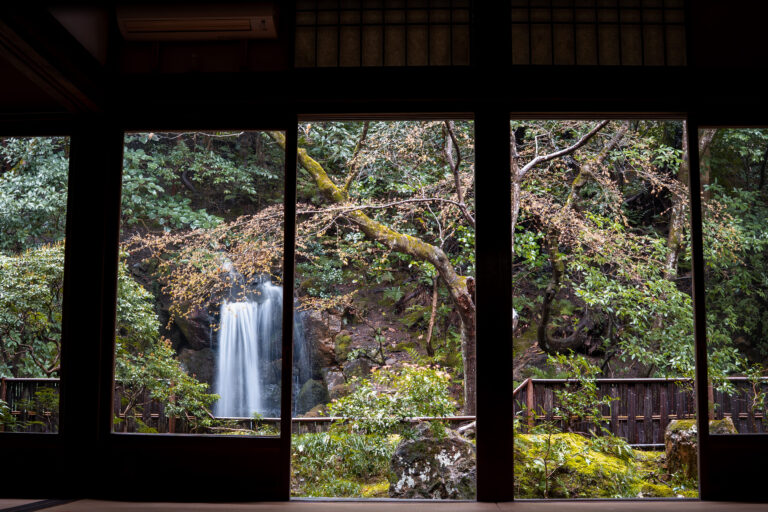 Intérieur du batiment principal de Kennin-Ji appelé Hojo