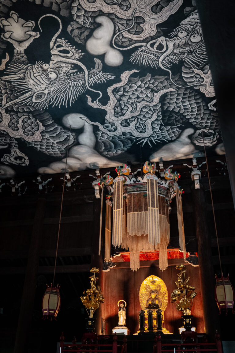 Intérieur du temple Kennin-Ji à Kyoto